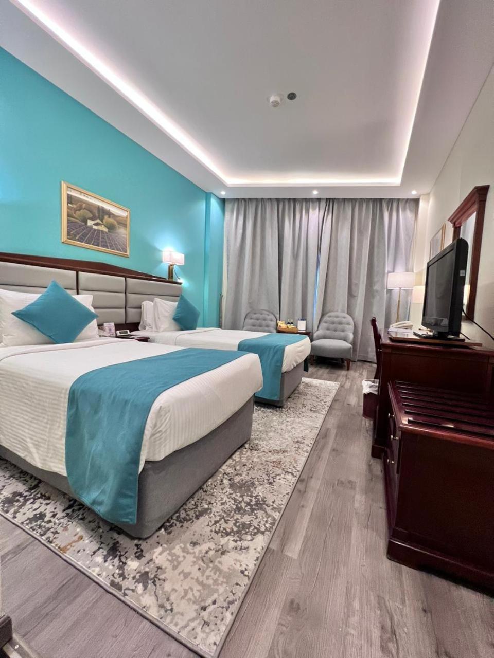 Howard Johnson Bur Dubai Exterior foto