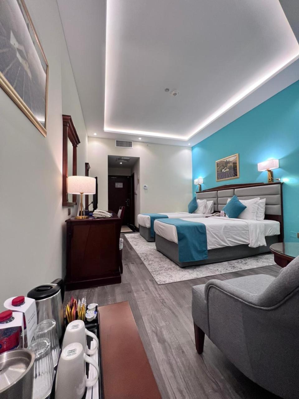 Howard Johnson Bur Dubai Exterior foto
