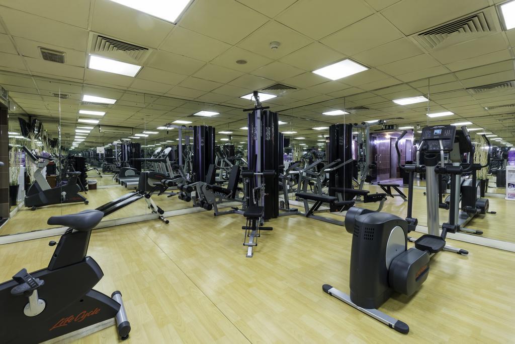 Howard Johnson Bur Dubai Exterior foto